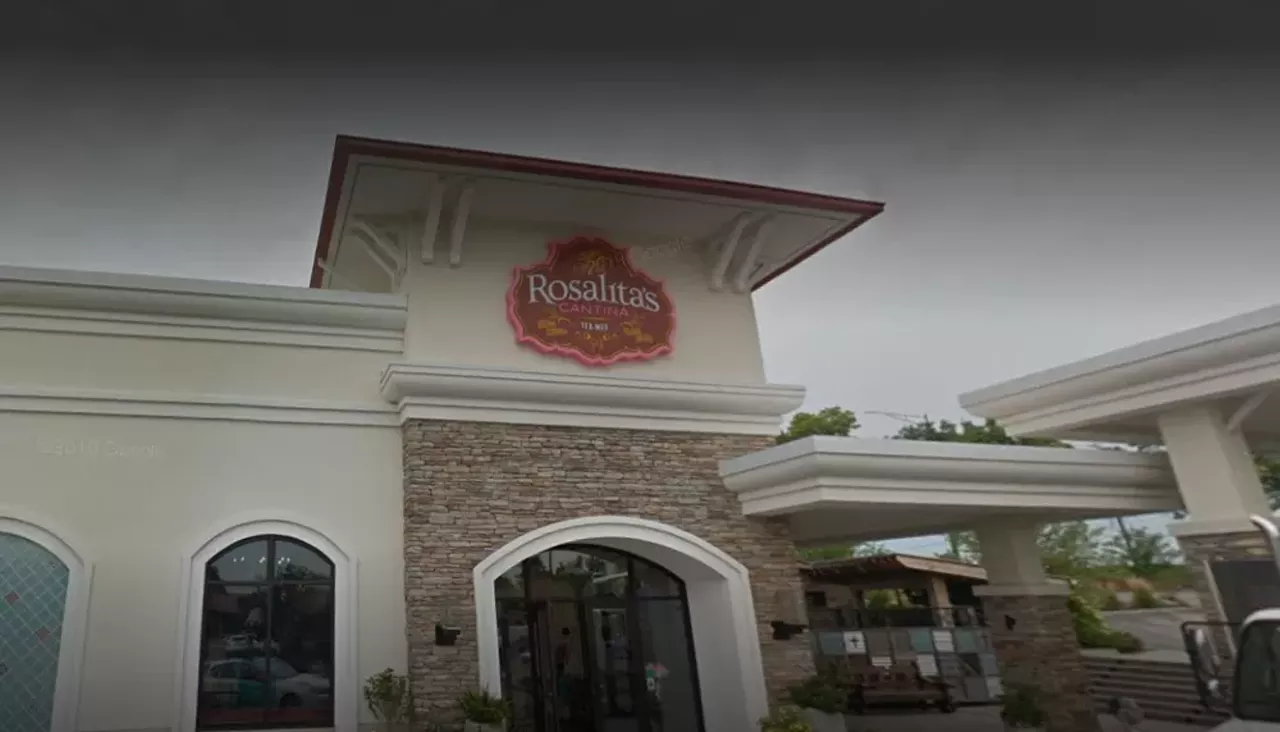 Rosalita&#146;s Cantina (multiple locations include 12796 Manchester Road, 314-441-7060) Rosalita&#146;s Cantina has a heated patio if you&#146;re in the mood for Tex-Mex food.