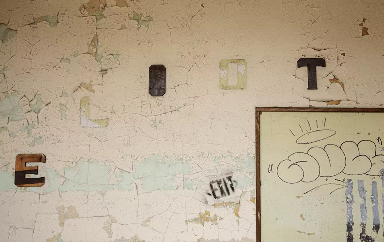 Image: Haunting Photos From Inside St. Louis' Long-Abandoned Eliot School