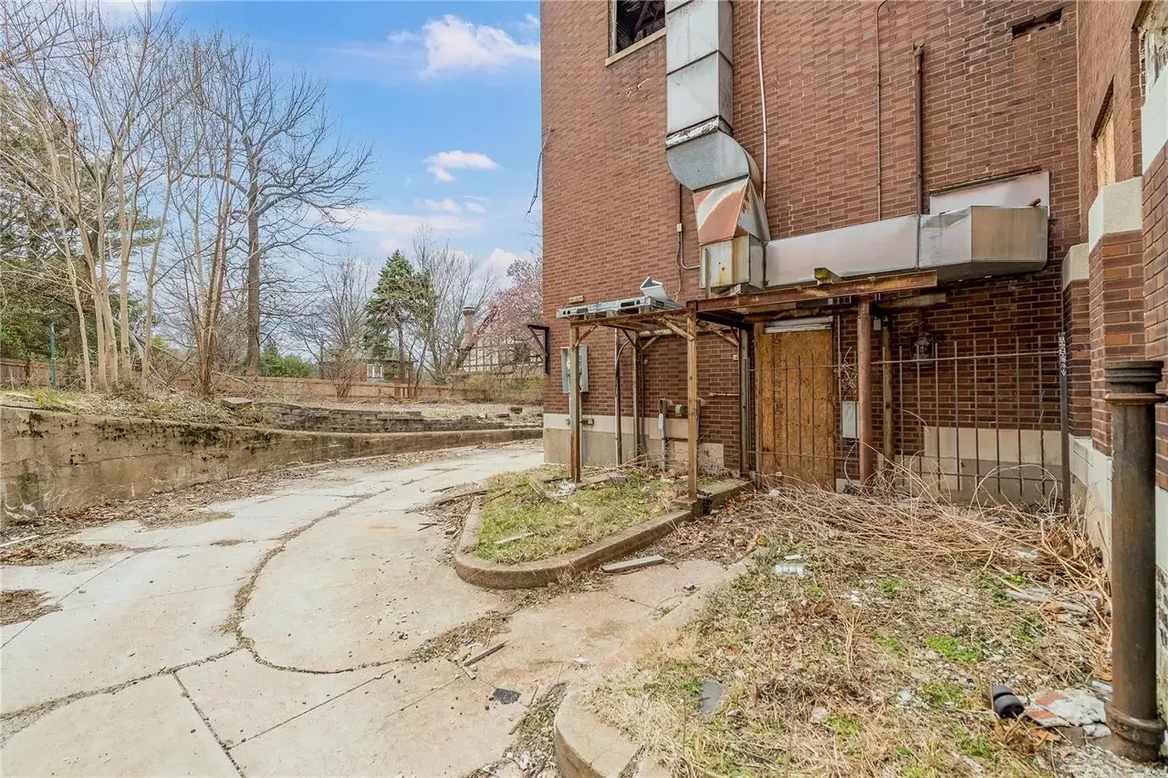 Image: Former Karpeles Museum in St. Louis Is for Sale as New Plans Founder