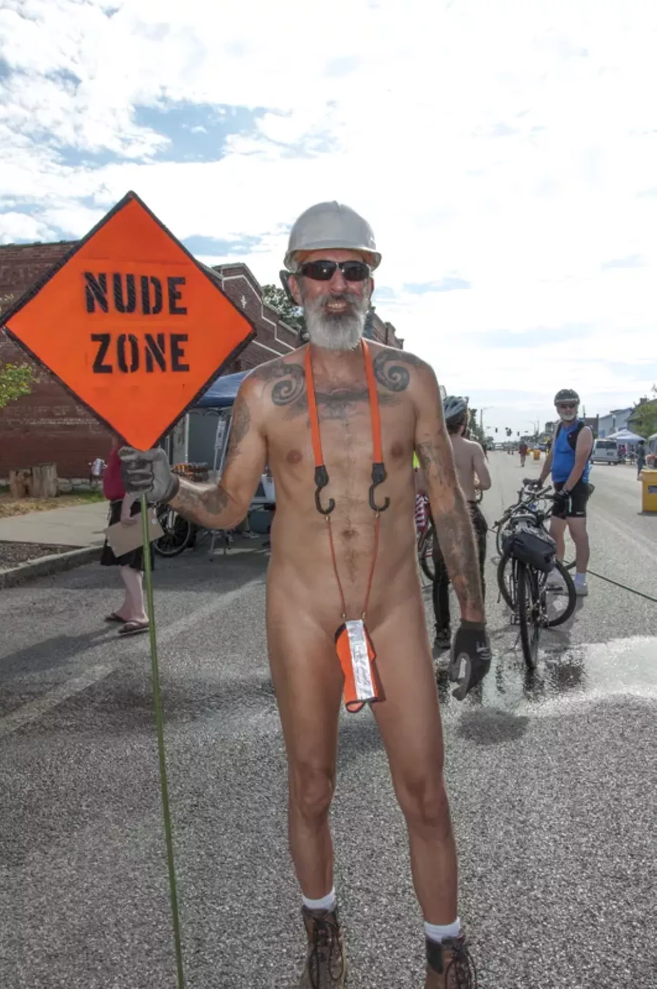 Regard the sign, please.