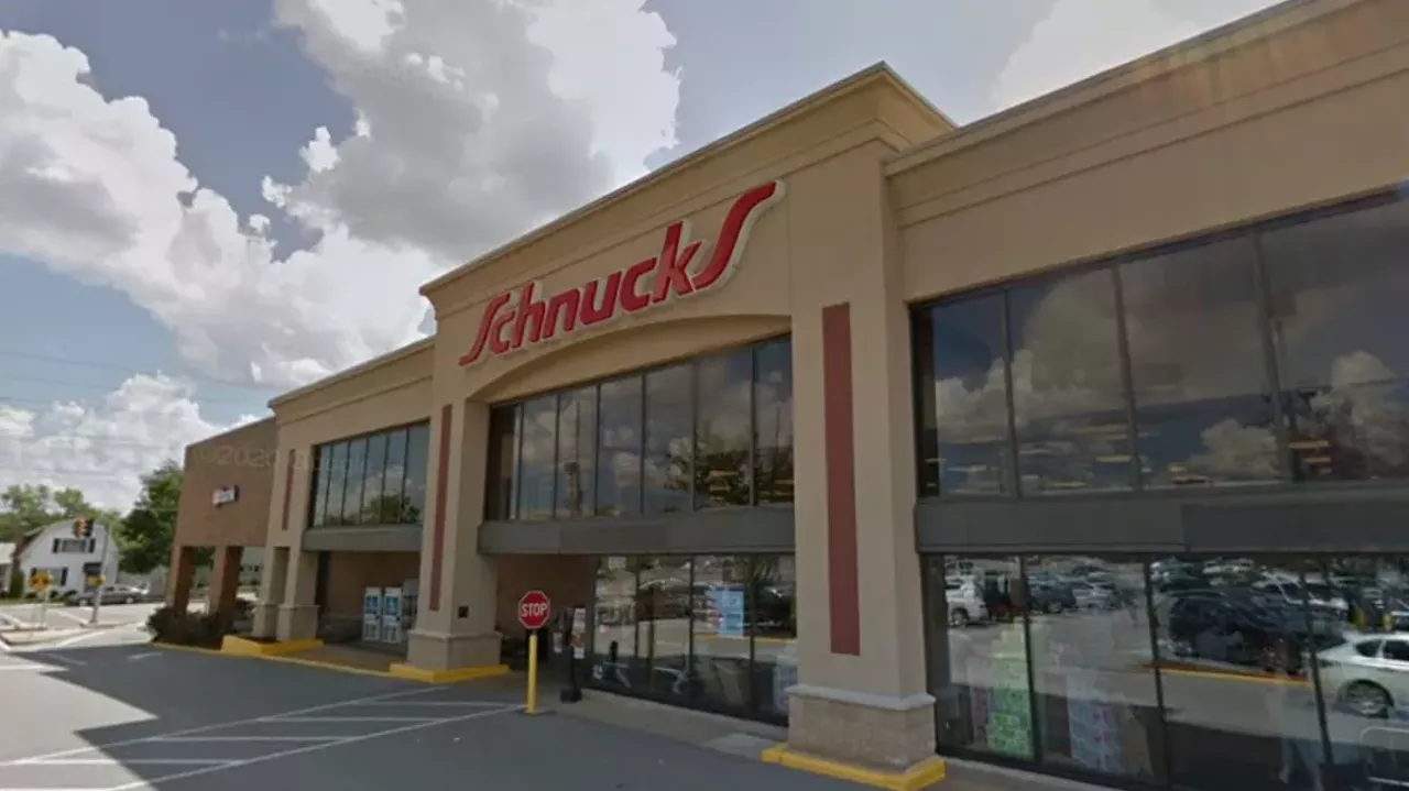 THE BEST SCHNUCKS TO SEE SOMETHING UNEXPECTED Schnucks Brentwood 8800 Manchester Road Brentwood, MO 63144 This Schnucks has a great selection and premium produce, but the most exciting thing about it is that you might get a glimpse of Austin Calzada a.k.a. the &#147;Unicycle Guy.&#148; He rides in the area through rain and snow and has been a huge source of inspiration for us since we wrote about him a few years back. Brentwood Schnucks should sell t-shirts with his picture on them. Photo credit: screengrab via Google Maps