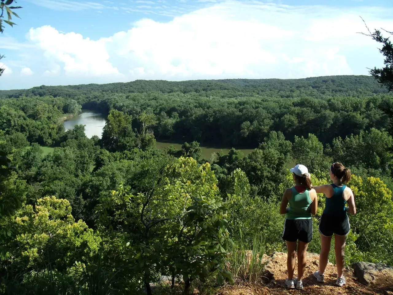 Castlewood State Park 1401 Kiefer Creek Rd. Ballwin, MO 63021 (636) 227-4433 Estimated drive time: 35 minutes. Directions here. The area that began as a popular partying spot for St. Louisans in the early 1900s in now a nature oasis known as Castlewood State Park. It has become an old favorite for those looking for an outdoor escape, and with good reason. Castlewood State Park has gorgeous views, hiking trails for every skill level, good fishing and more.