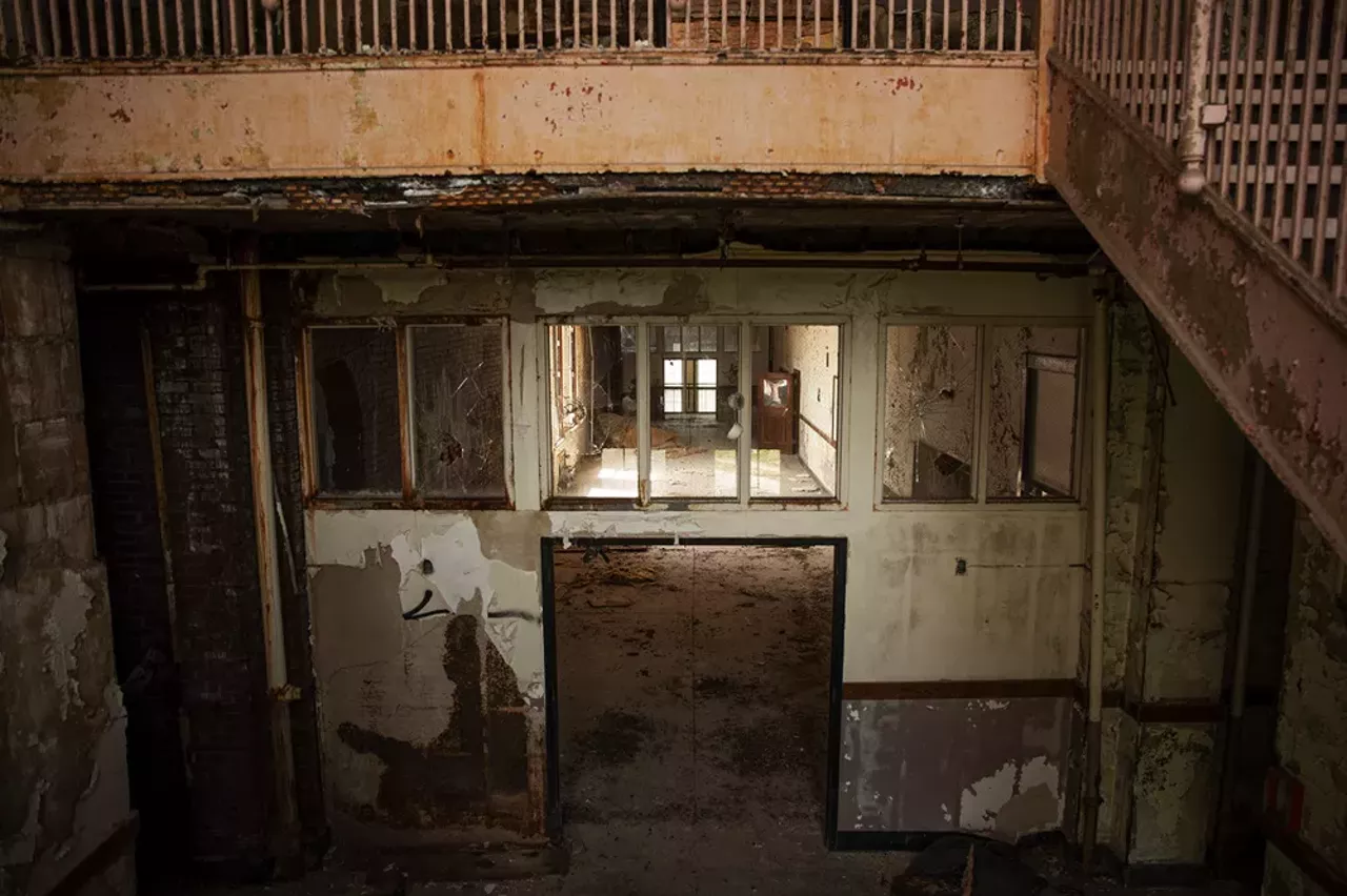 Image: Haunting Photos From Inside St. Louis' Long-Abandoned Eliot School