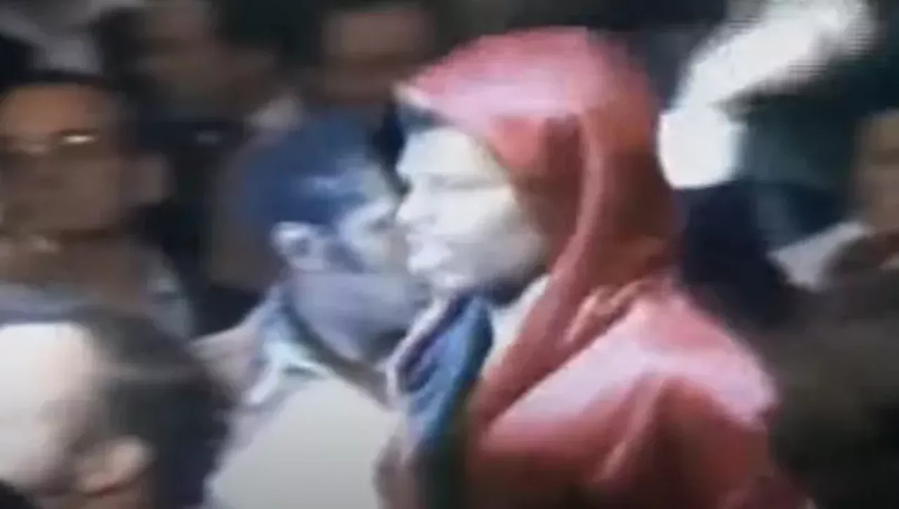 Screengrab via haNZAgod / YouTube