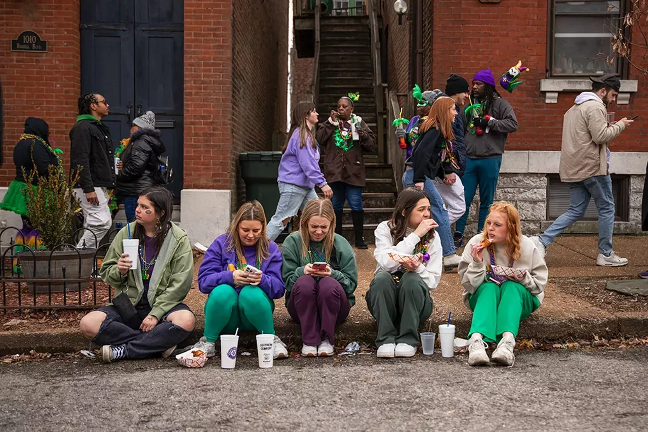 Image: All the Mardi Gras Fun We Saw in Soulard on Saturday