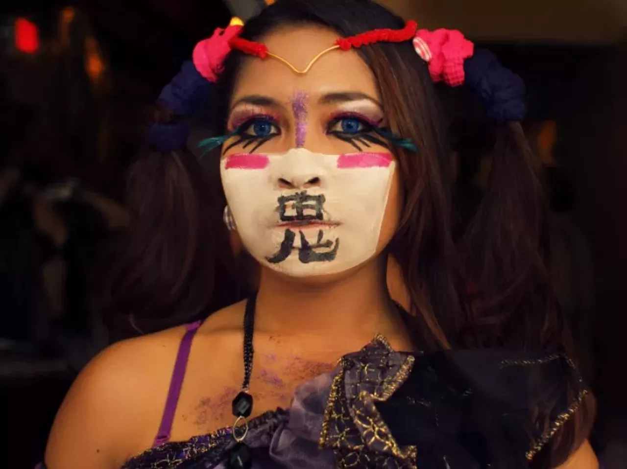 Emma as a Gothic Lolita. This style was Emma's own creation; she says she found inspiration from the dollar store.