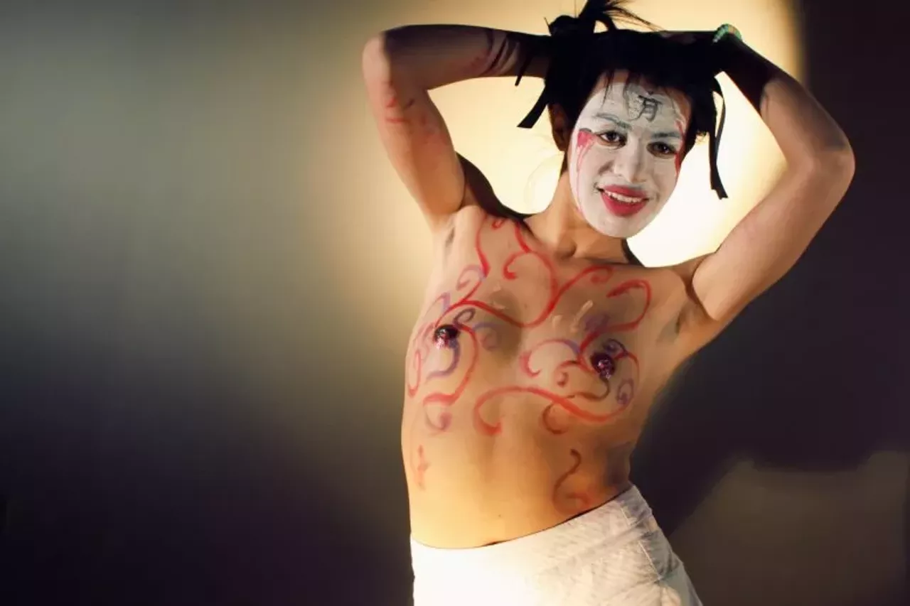 Sharice bares it all for her art.