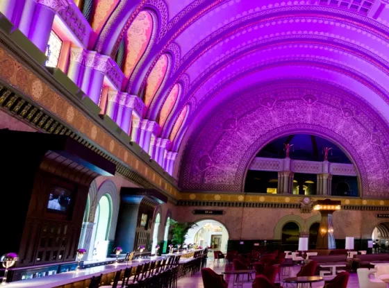 The 8 Sexiest Bars in St. Louis (5)