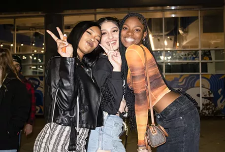 Image: Drake's St. Louis Fans Turned Out to Enterprise Center on Monday