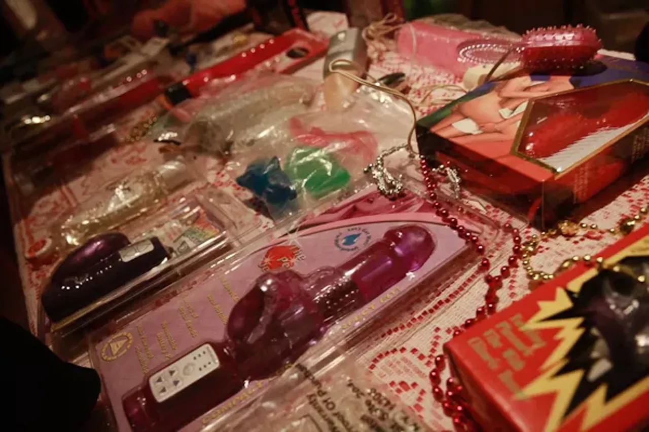 Image: Naughti Gras 4 at Koken Art Factory (NSFW)