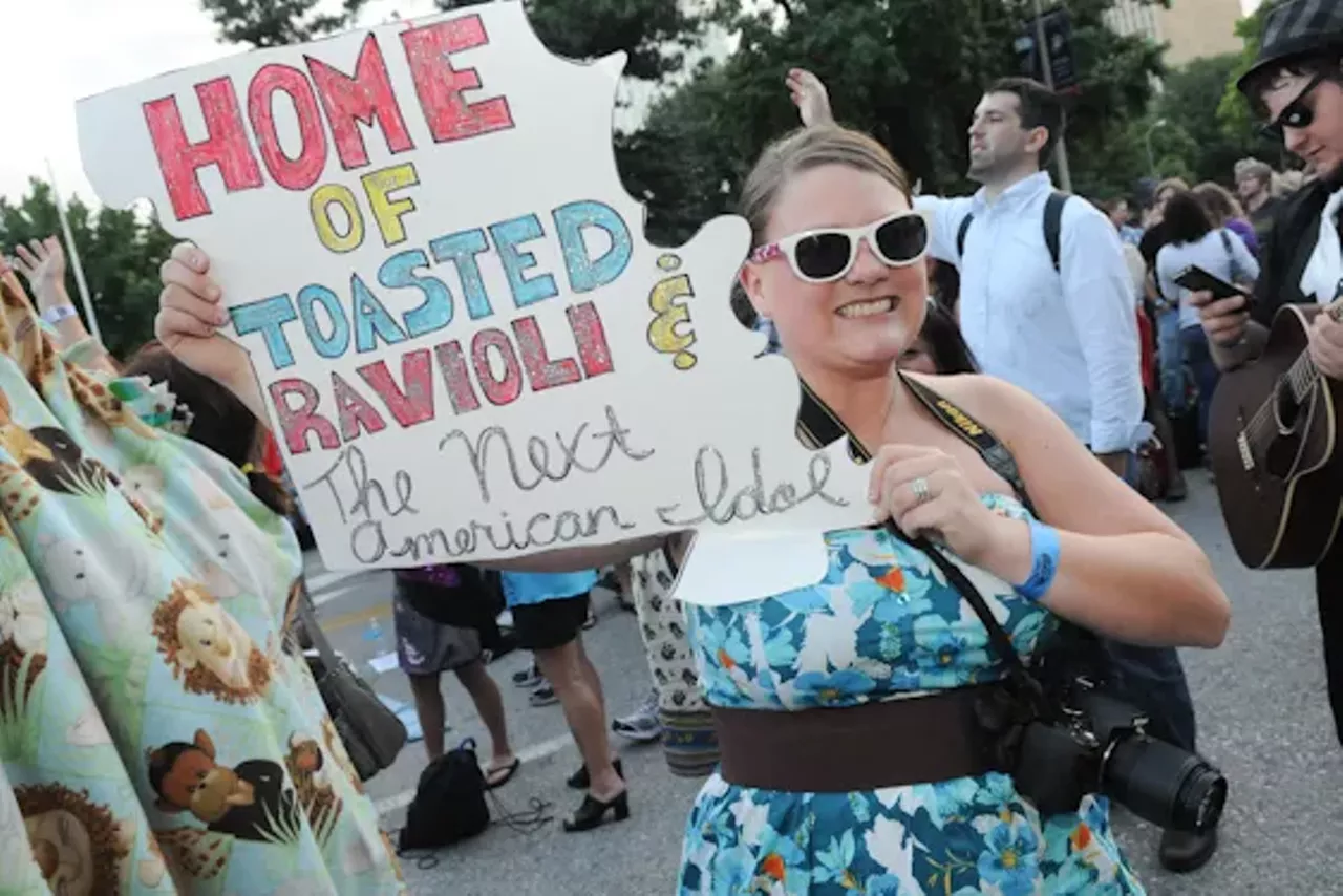 Image: St. Louis American Idol Auditions