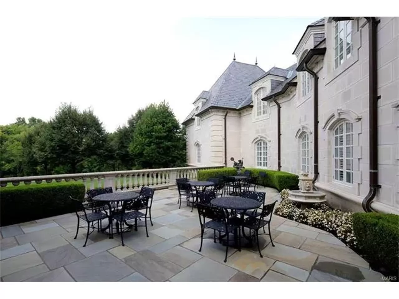 Image: Live Like a King in This $10.7 Million Ladue Home For Sale Now