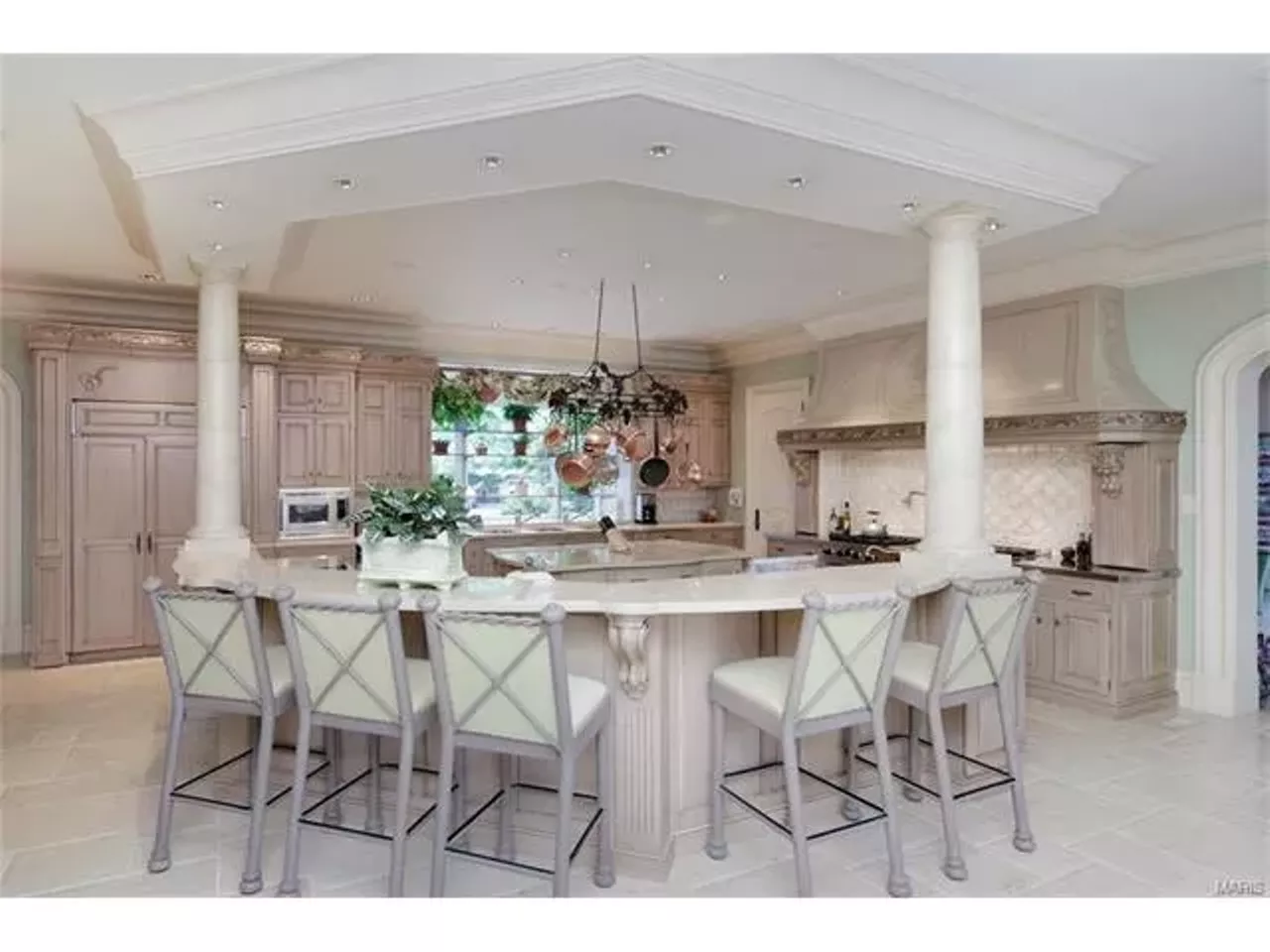 Image: Live Like a King in This $10.7 Million Ladue Home For Sale Now