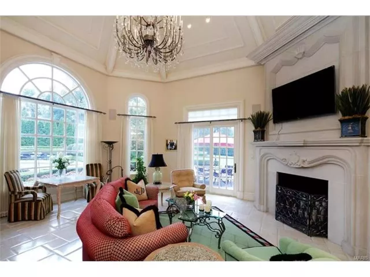 Image: Live Like a King in This $10.7 Million Ladue Home For Sale Now
