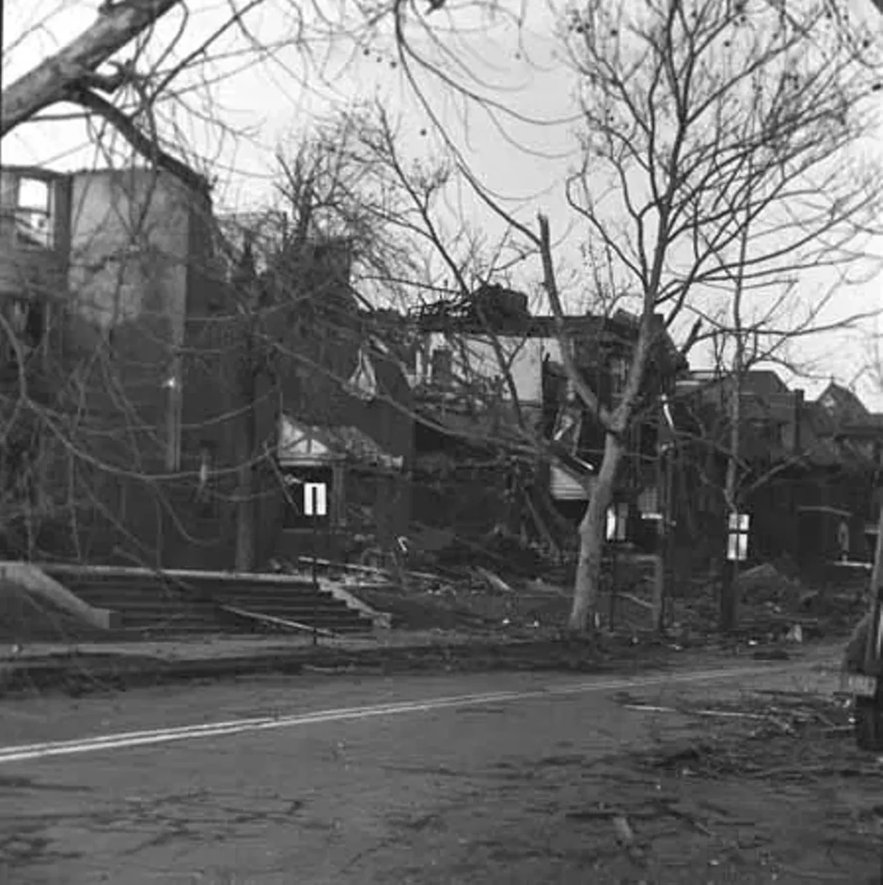 Image: Shocking Photos of the February 1959 Tornado That Tore Through St. Louis