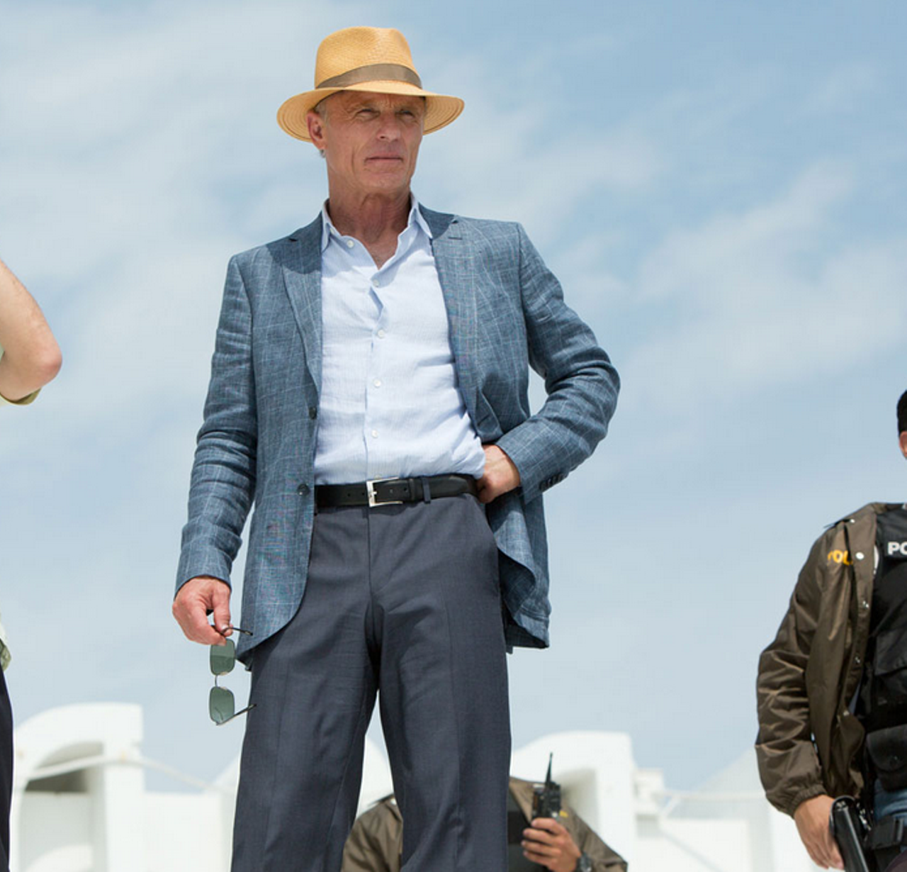 Ed Harris as Ed Du Bois.