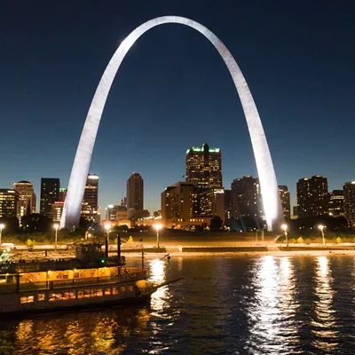 New Year Eve, Riverboats at the Gateway Arch