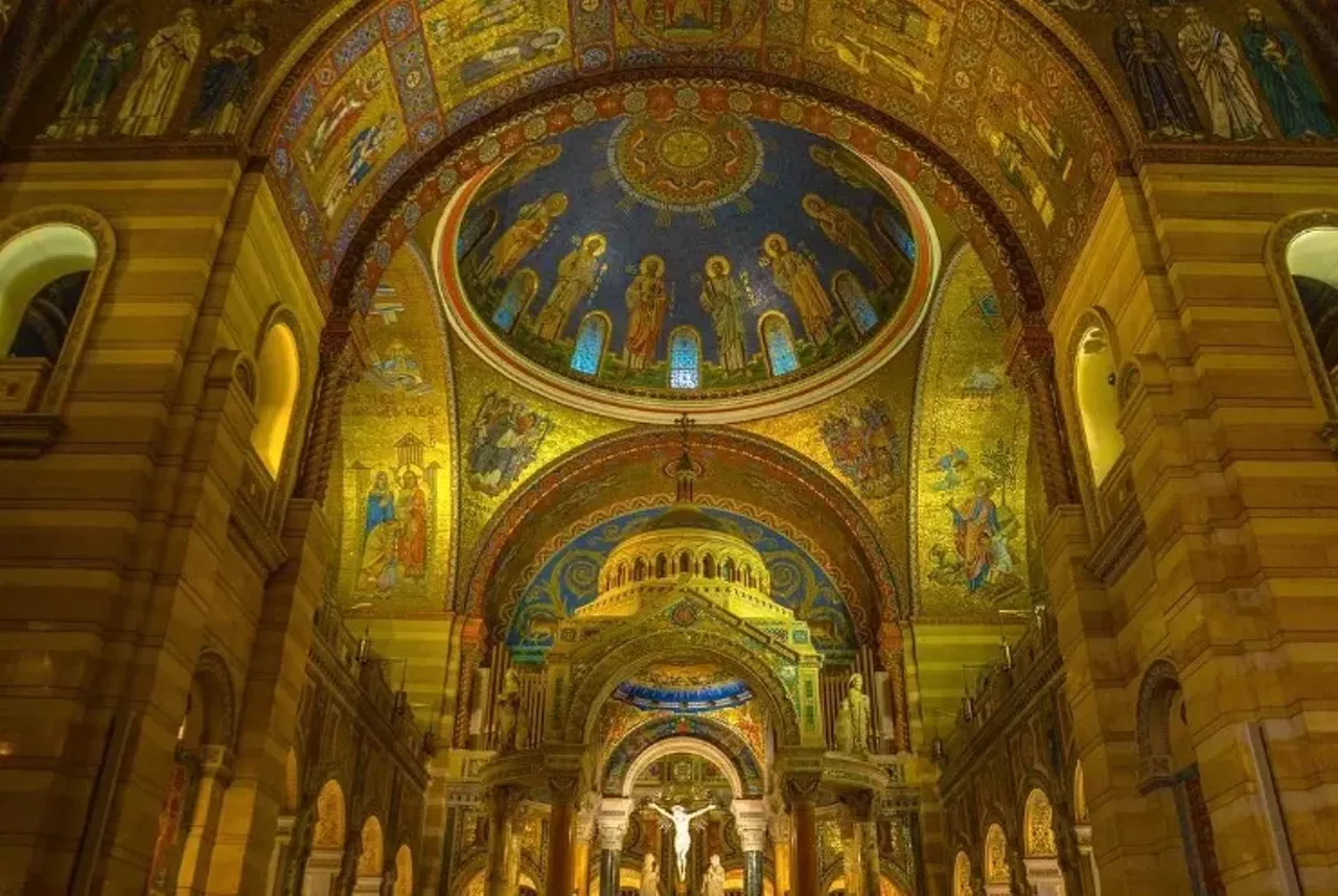 The Cathedral Basilica of Saint Louis Because just LOOK at this place! Photo courtesy of Instagram / focused.view.