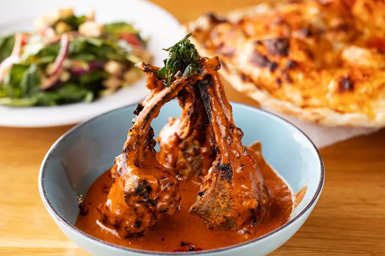Zafrani lamb chops are served with creamy saffron sauce.