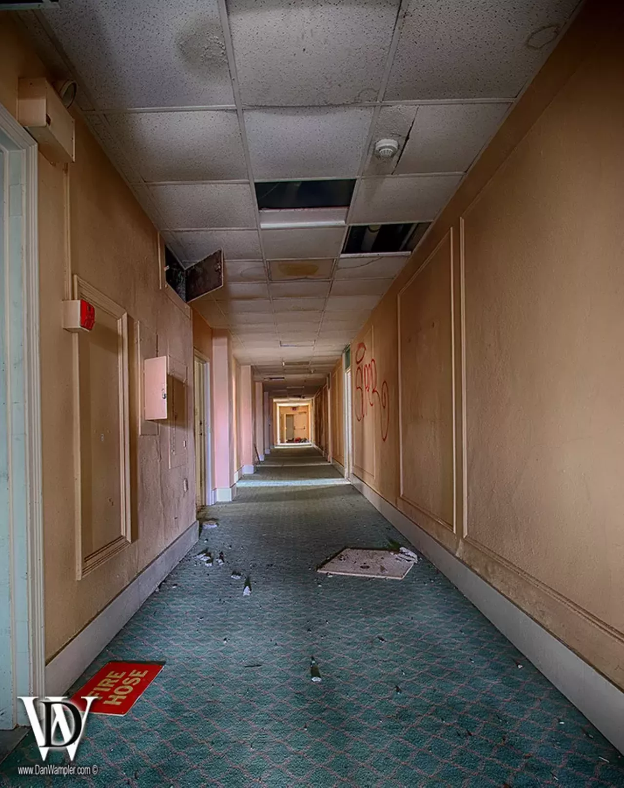 Image: Amazing Photos from Inside Downtown's Abandoned Jefferson Hotel