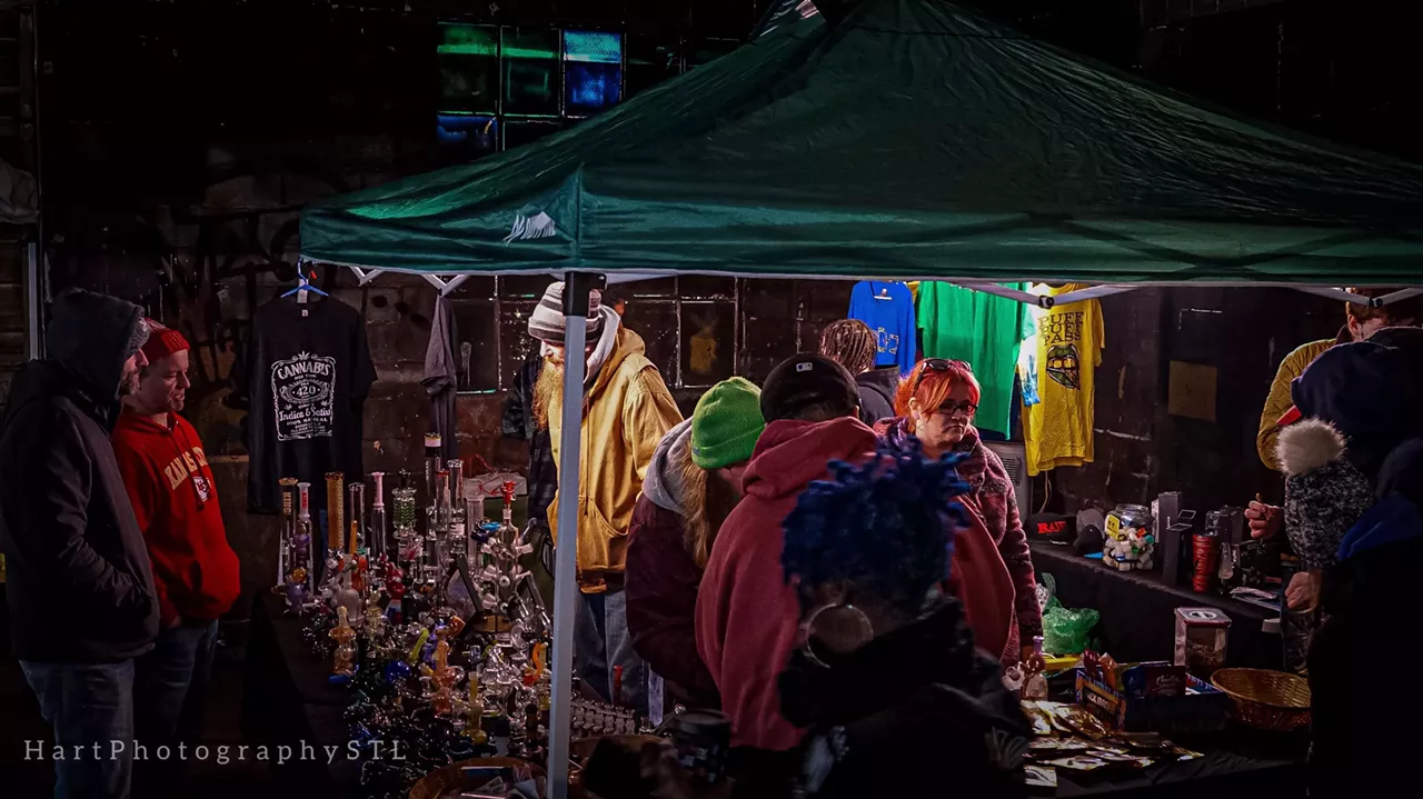 4:20 STL Festival Stop by STL Home Growers (918 La Beaume Avenue) from 11 a.m. to 5 p.m. to explore more than 30 cannabis vendors, games, live performance and the chance to network with other industry professionals. There will also be free drinks, snacks and swag bags for the first 100 people. Tickets are $15 online or $25 at the door. Purchase tickets at eventbrite.com/e/420-stl-festival-tickets-855602117967.