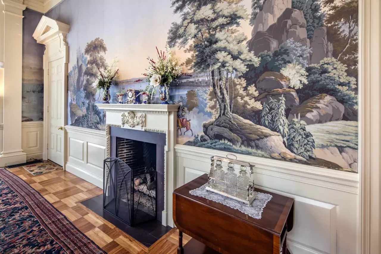 Image: This Missouri Castle on the Bluffs of the Mississippi River Is a Dream