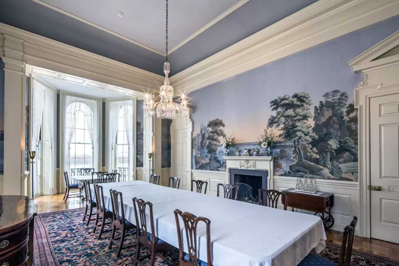 Image: This Missouri Castle on the Bluffs of the Mississippi River Is a Dream