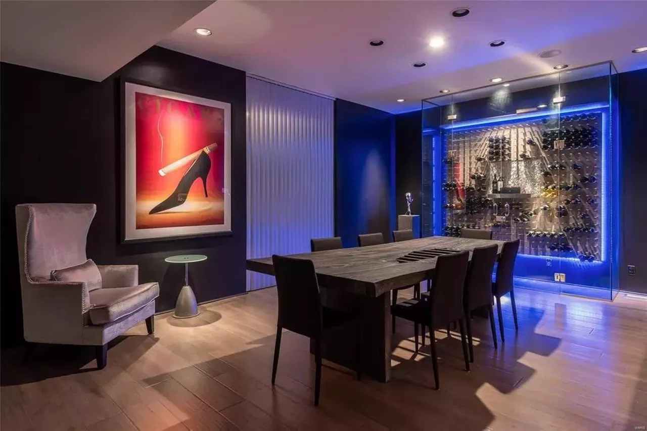 Image: It&#146;s Very 'Miami Vice' Inside this St. Louis Mansion on Lindell [PHOTOS]