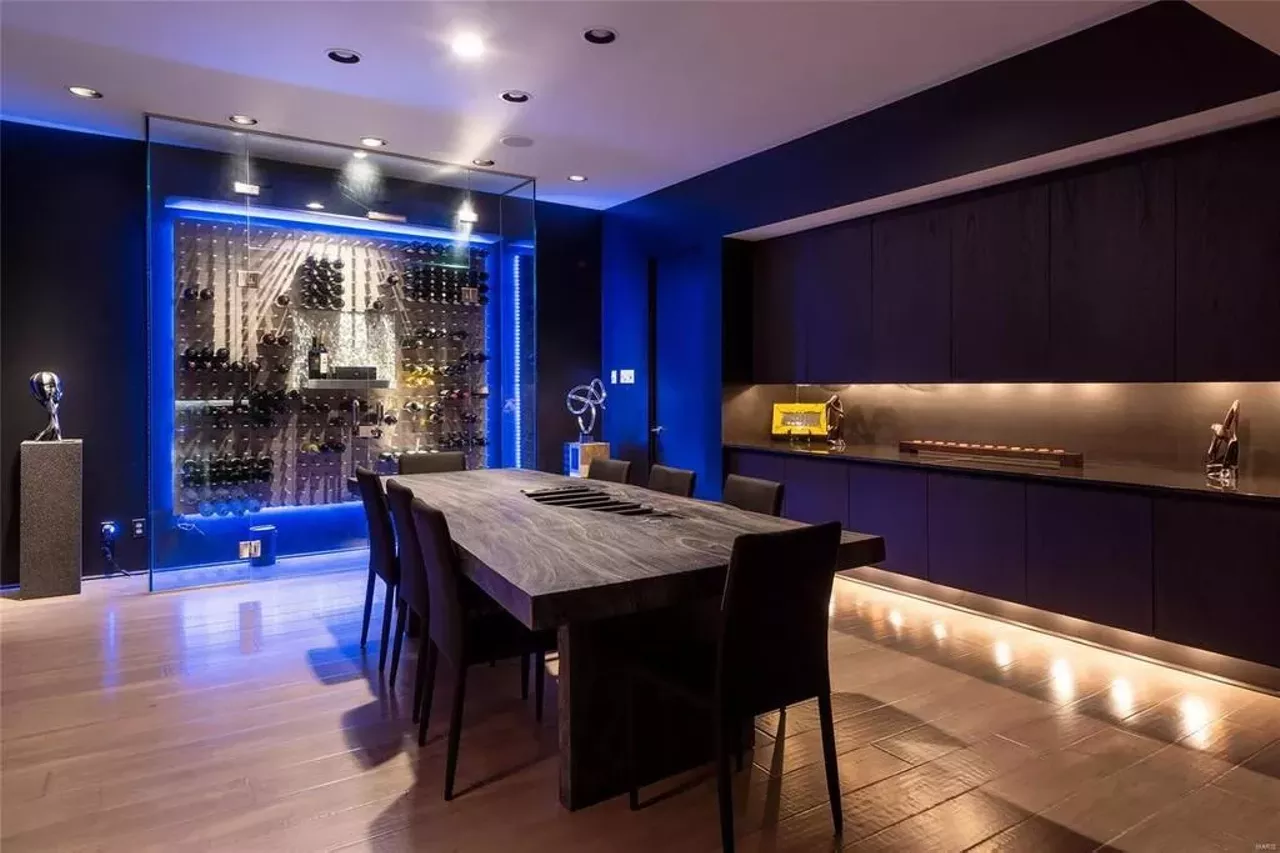 Image: It&#146;s Very 'Miami Vice' Inside this St. Louis Mansion on Lindell [PHOTOS]