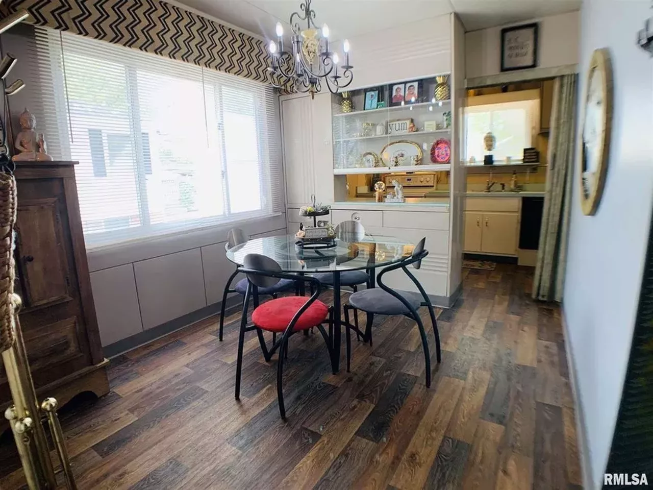 Image: Rare Lustron Steel House For Sale in Illinois [PHOTOS]