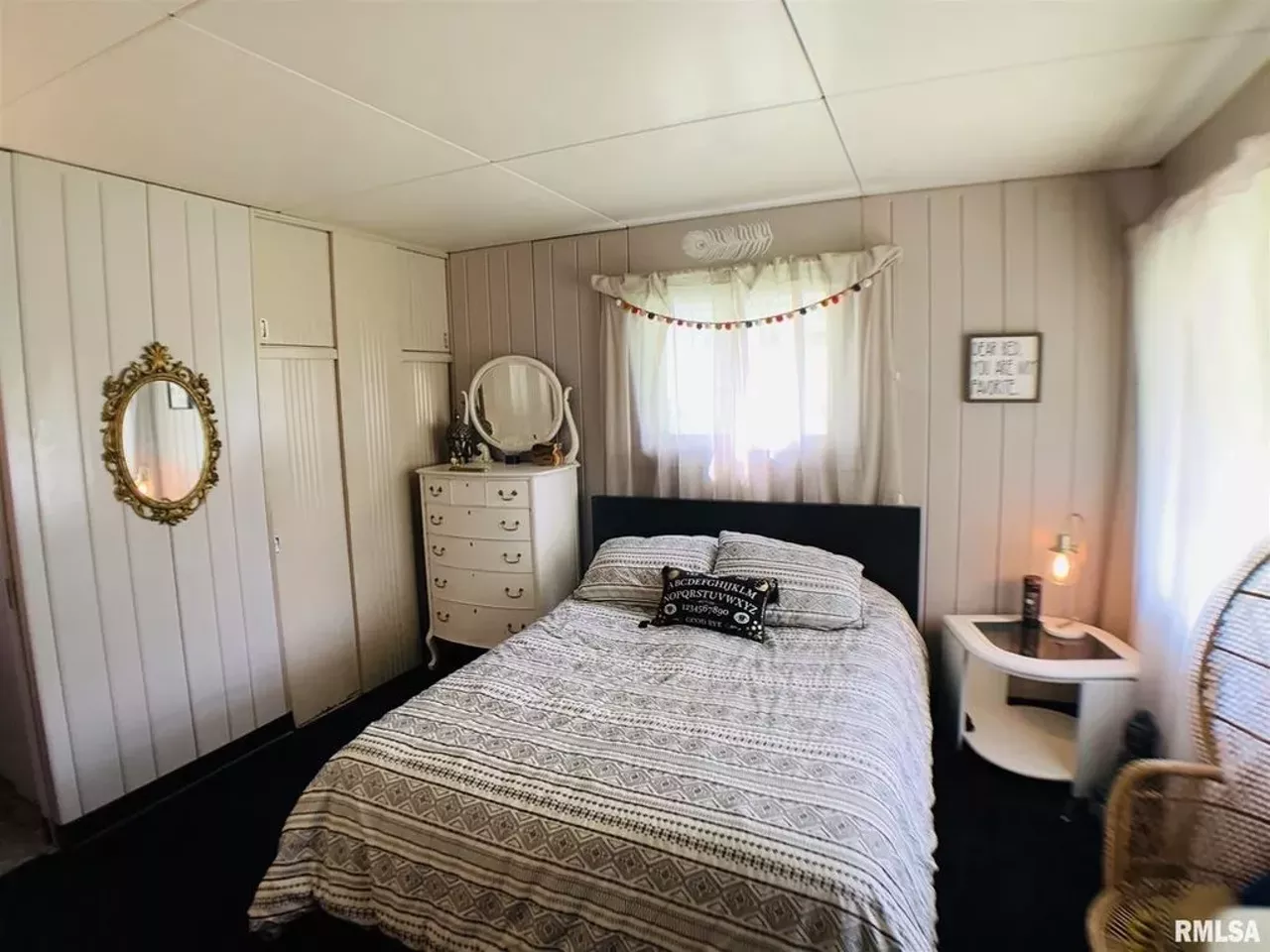 Image: Rare Lustron Steel House For Sale in Illinois [PHOTOS]