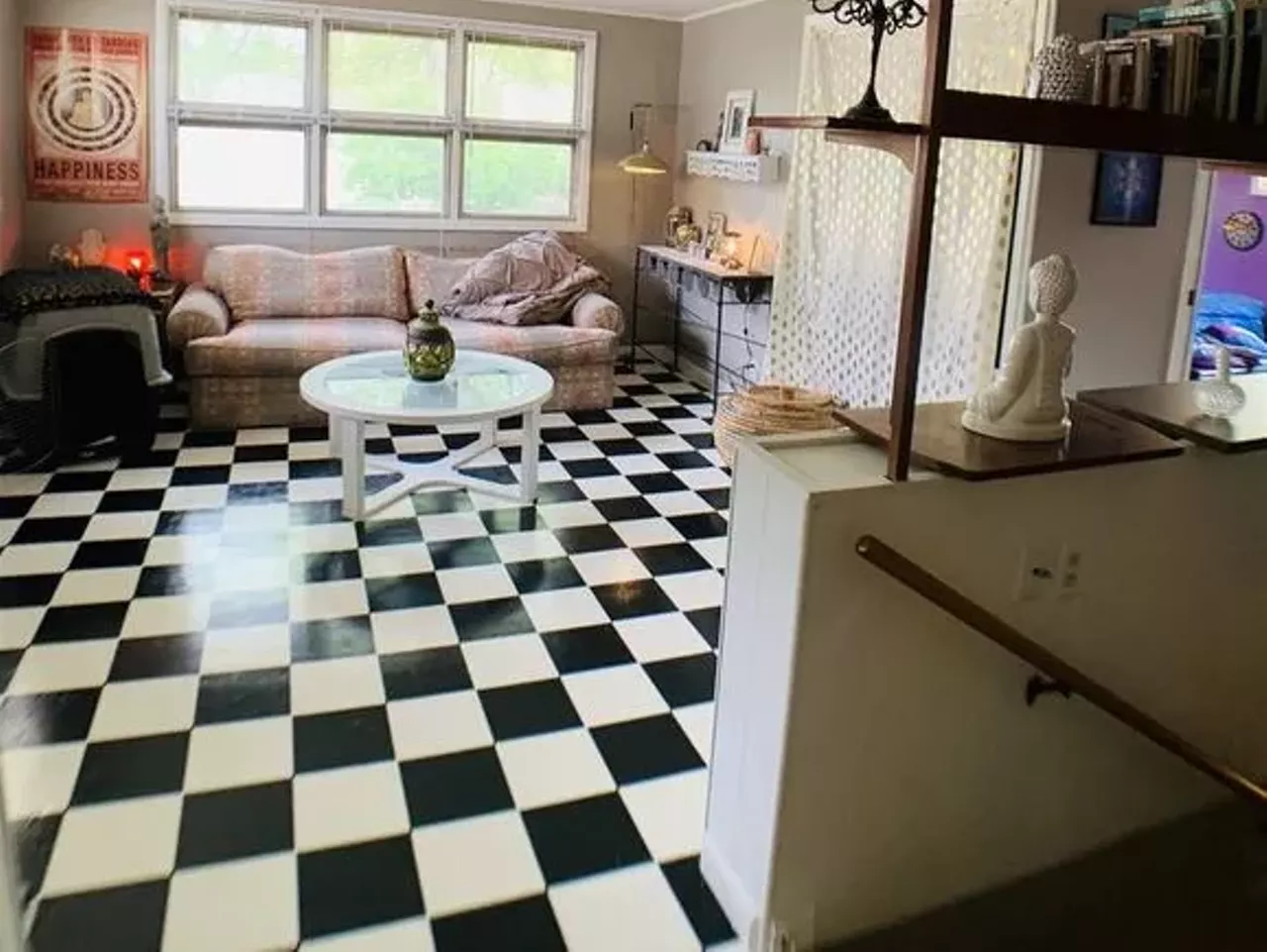Image: Rare Lustron Steel House For Sale in Illinois [PHOTOS]