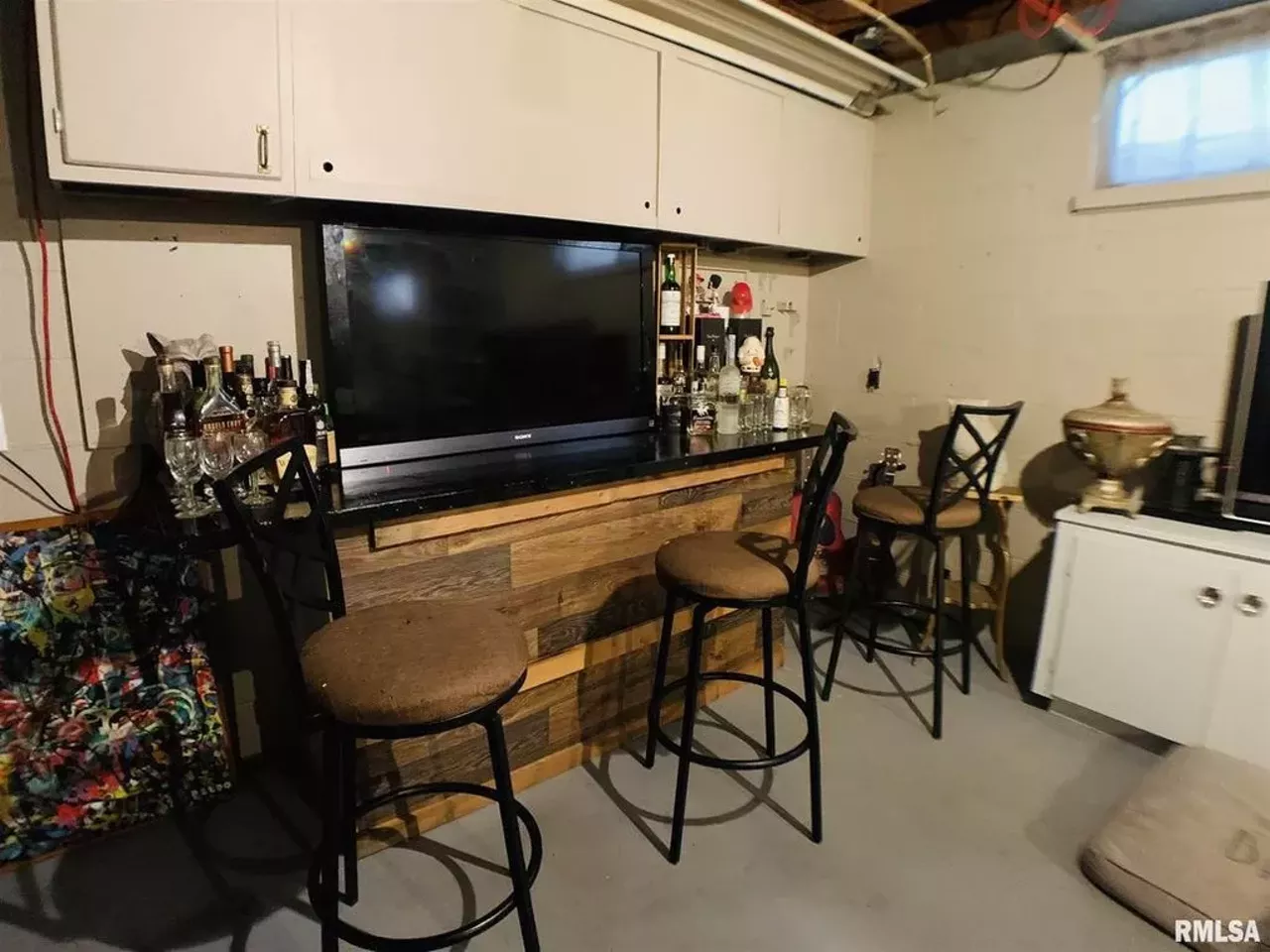 Image: Rare Lustron Steel House For Sale in Illinois [PHOTOS]