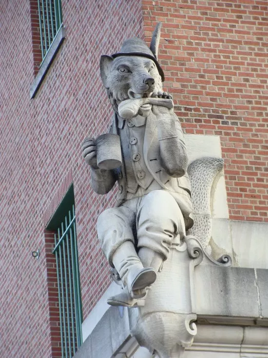 The Feasting Fox on the side of the Anheuser-Busch Brewery.