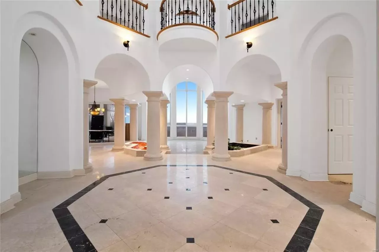 Image: UPDATE: Nelly's Crumbling Mansion in St. Louis Has Finally Been Sold [PHOTOS]