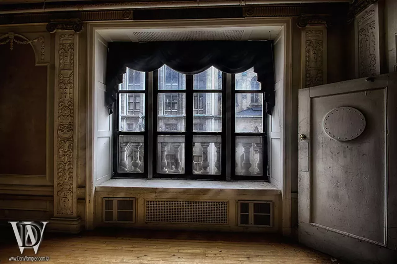 Image: Amazing Photos from Inside Downtown's Abandoned Jefferson Hotel