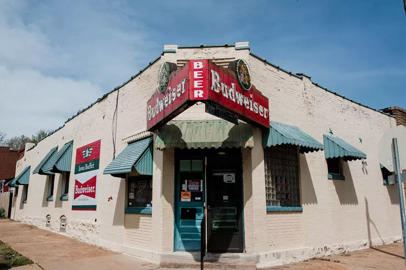 Iowa Buffet has been the cornerstone of its south city neighborhood for decades. - Phuong Bui