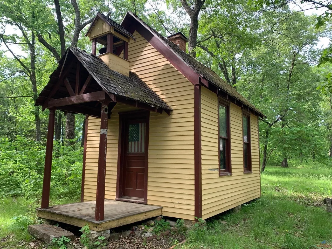 Image: Real Life Oregon Trail Town for Sale in Missouri [PHOTOS]