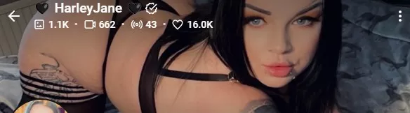 This British Blue-Eyed Goth Girl’s OnlyFans Left My Wallet Black and Balls Blue